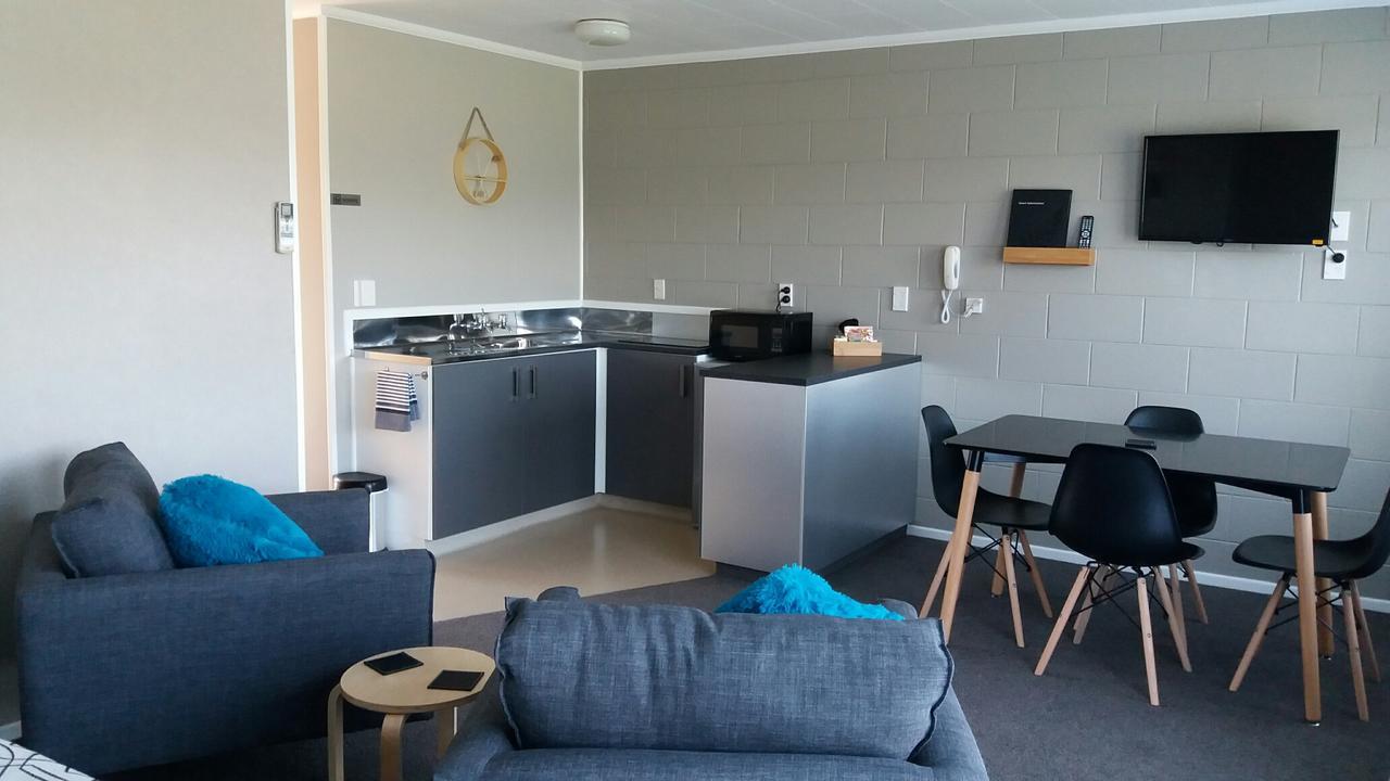 Motel Amble In Stratford Zewnętrze zdjęcie